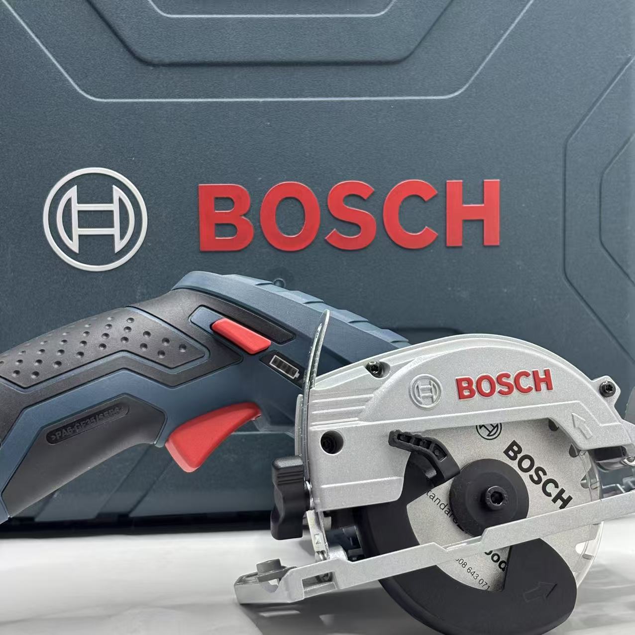 منشار دائري كهربائي لاسلكي BOS - مراجعة Power Tools For Woodworking وسعره